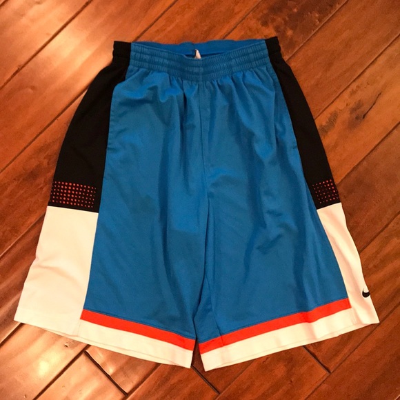 Nike Shorts - Picture 1 of 4